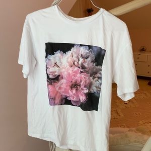 Women’s tshirt